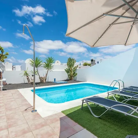 Puerto Rubicon Willa *