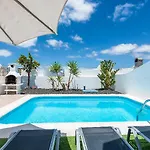 Puerto Rubicon فيلة *